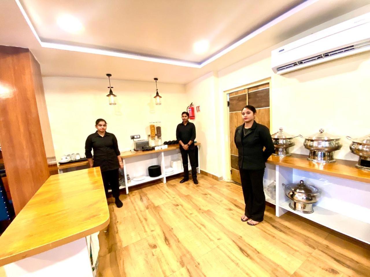 Hotel Sky International- Airport Zone Hyderabad Shamshabad Esterno foto