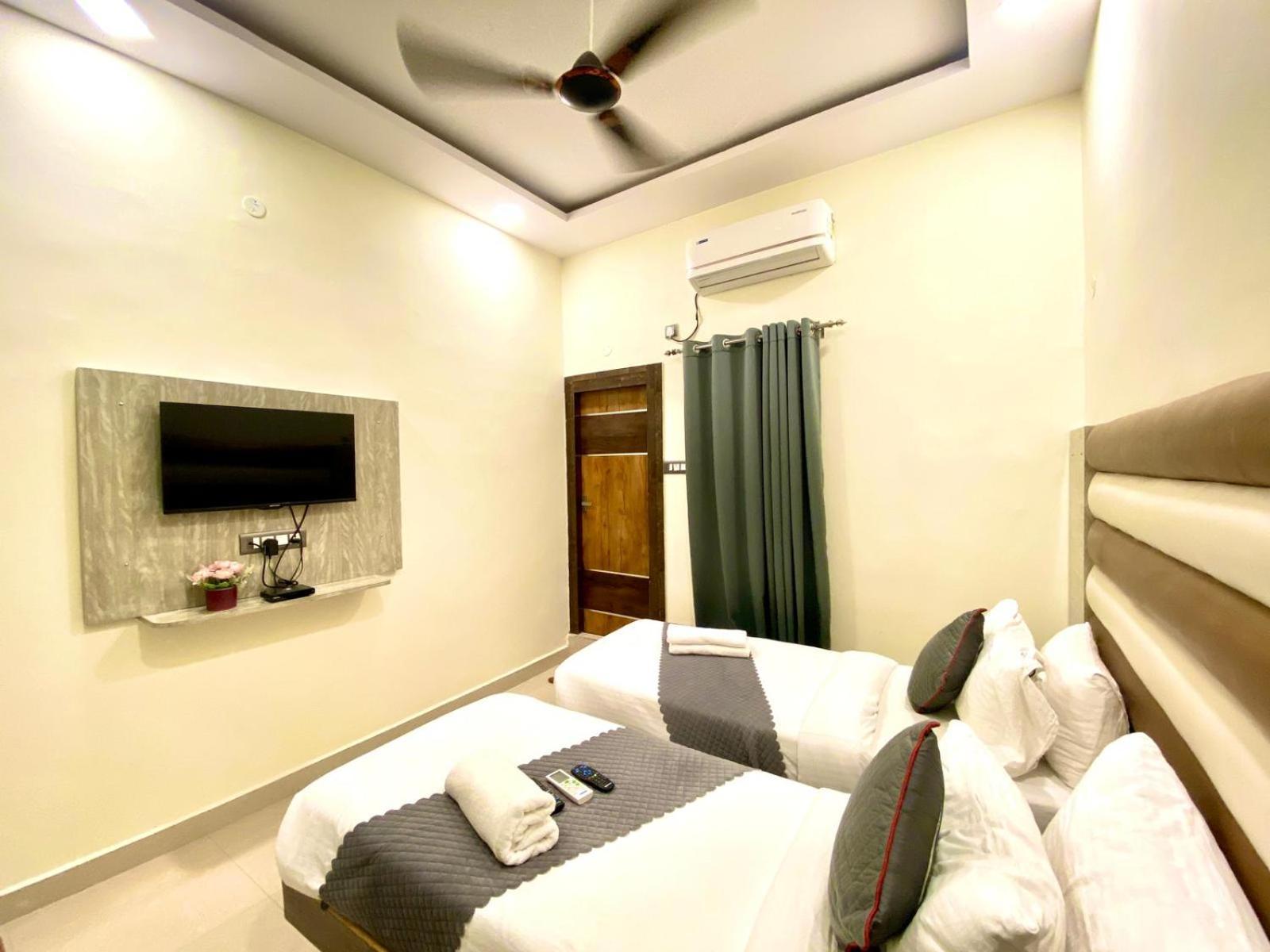 Hotel Sky International- Airport Zone Hyderabad Shamshabad Esterno foto