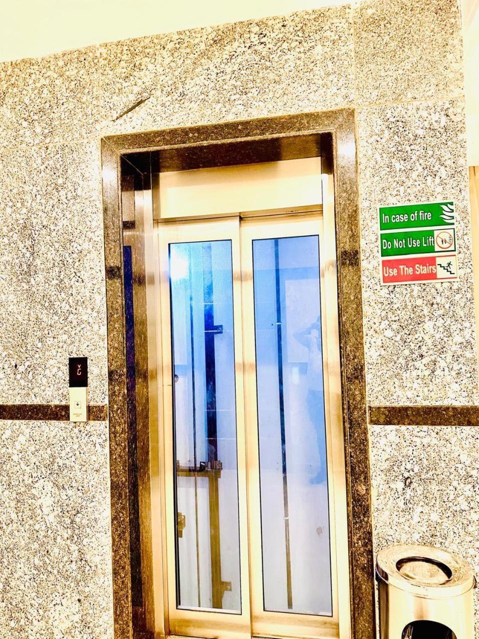 Hotel Sky International- Airport Zone Hyderabad Shamshabad Esterno foto
