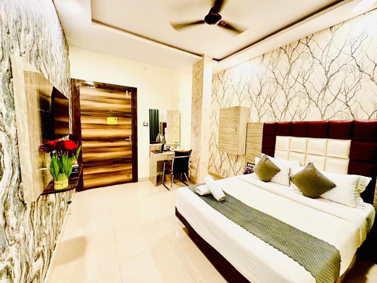 Hotel Sky International- Airport Zone Hyderabad Shamshabad Esterno foto