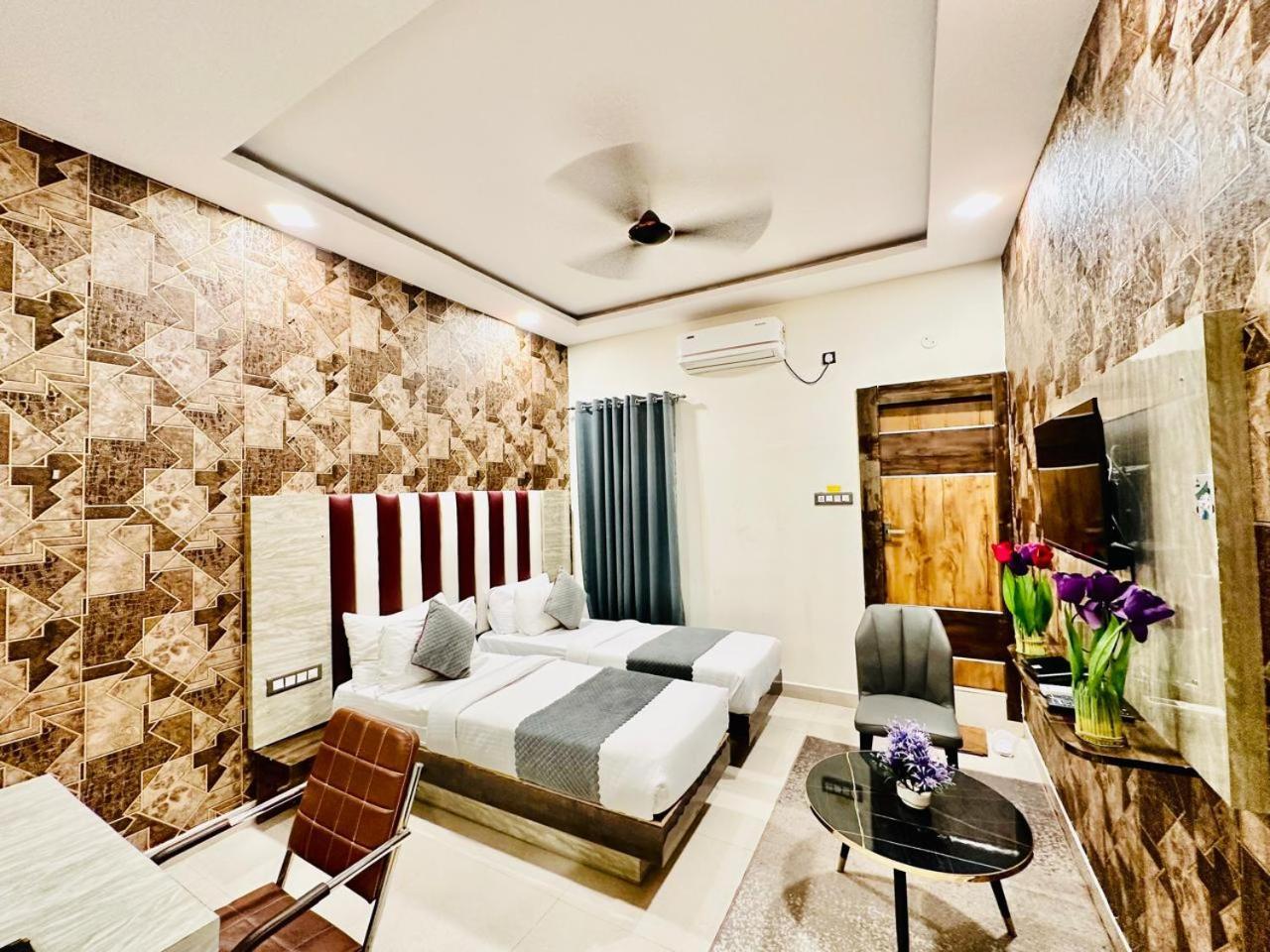 Hotel Sky International- Airport Zone Hyderabad Shamshabad Esterno foto