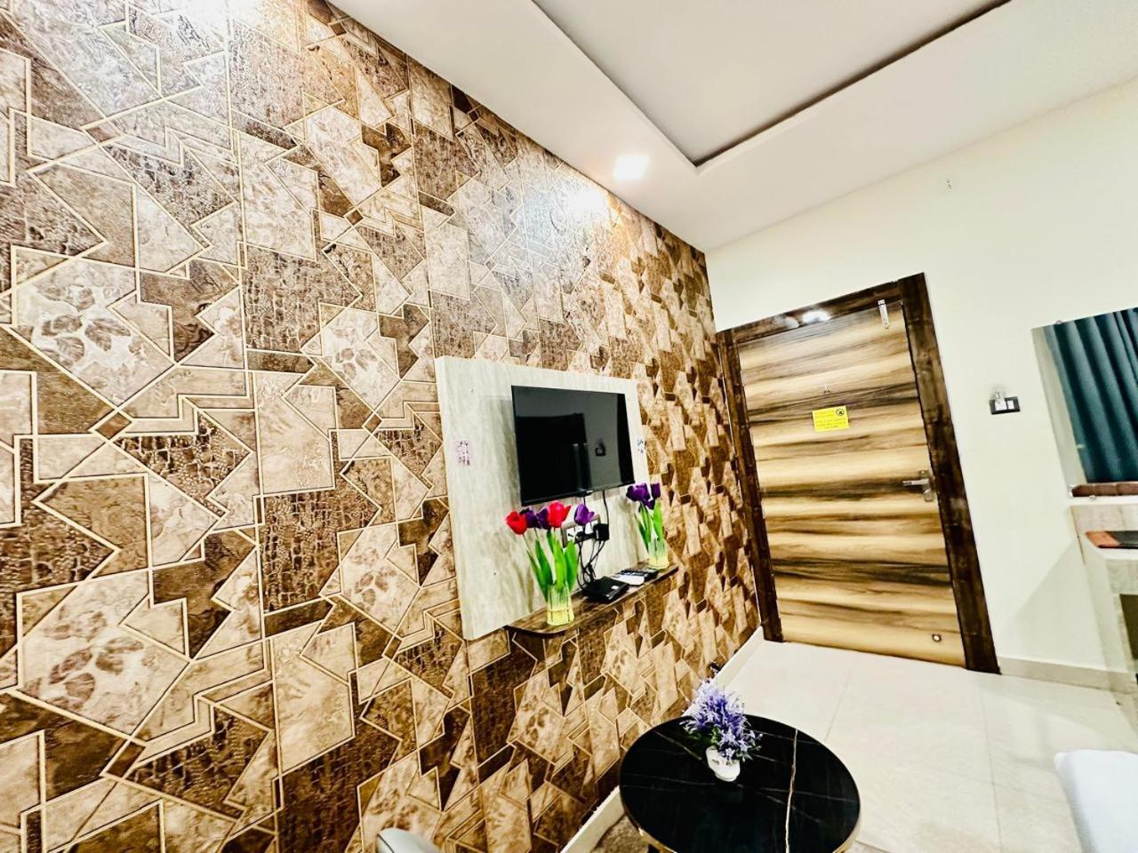 Hotel Sky International- Airport Zone Hyderabad Shamshabad Esterno foto